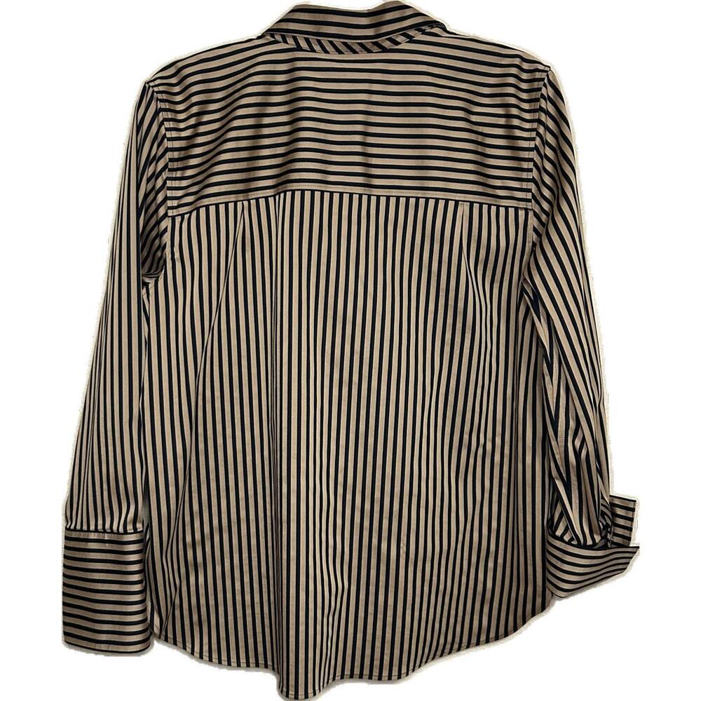 Striped Chevron Black and Tan Button up no-iron size 2 US12 Chicos - Picture 5 of 7